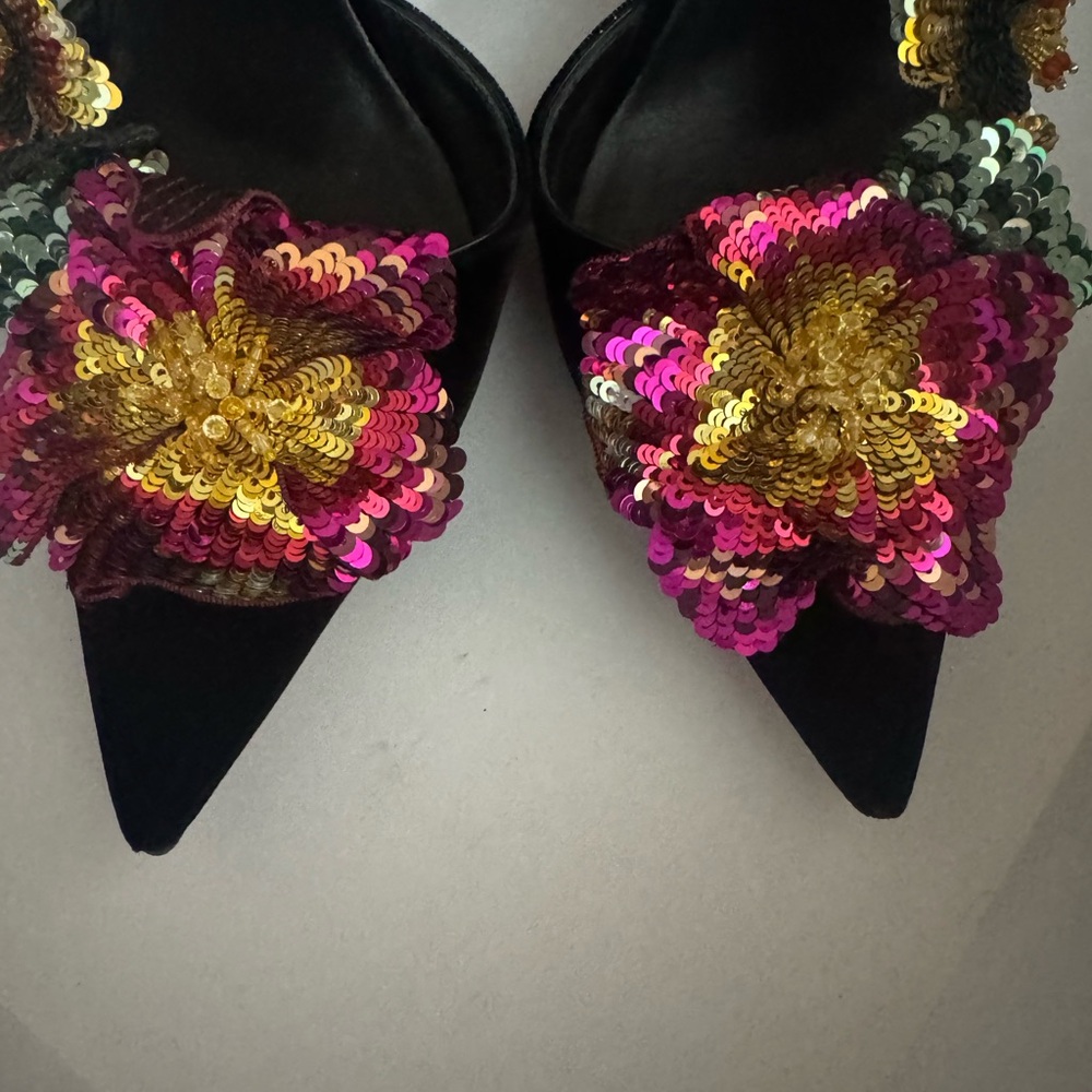 Jimmy Choo Black Velvet Heels with Sequin Floral Embellishments - Picture 5 of 8